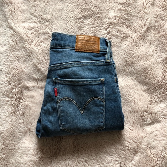 720 Levi Jeans - Picture 4 of 9